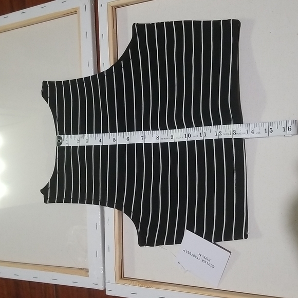 Stella Luce - Small top, Size - M, Color - Black W/white stripes - Picture 9 of 9